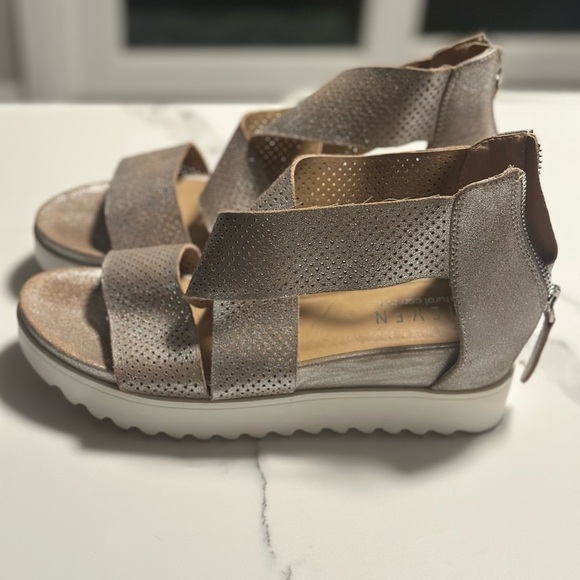 Steven by Steve Madden Women's Metallic Sandals - Picture 1 of 5